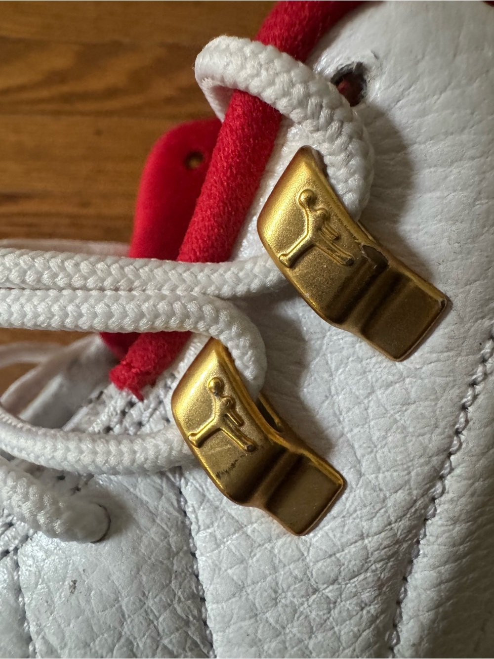 Air Jordan 12 Retro FIBA White Red Gold Sneakers 130690-107 Size 10 - Picture 12 of 12